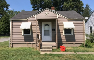 Spacious 3 Bedroom home in the Chickasaw Neighborhood