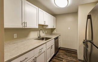 Renovated Kitchens in Select Apartments | Princeton Place Apartments in Worcester