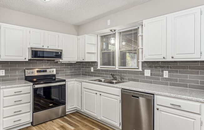 Spacious 3-Bedroom Home for Rent with Basement and Garage!