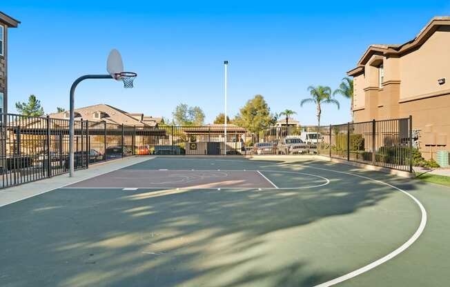 Antelope Ridge Apartments multi-sport court