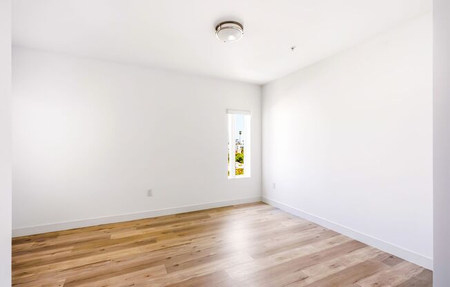 2 beds, 2 baths, 1,037 sqft, $2,950, Unit 301