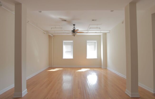 2 beds, 2 baths, 944 sqft, $2,195, Unit 407