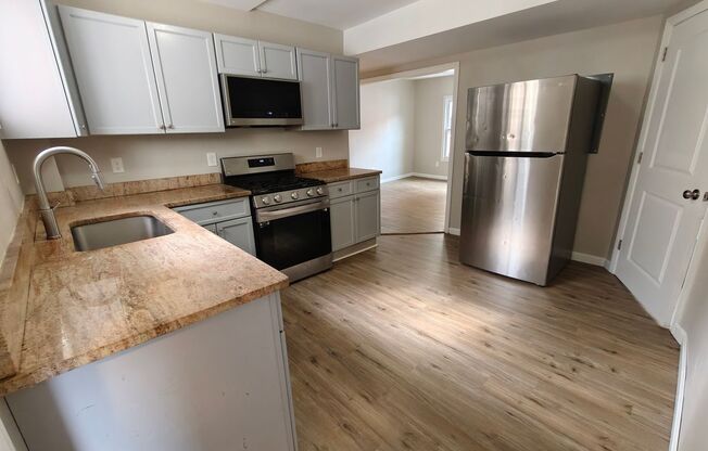 15-17 Greenwich St