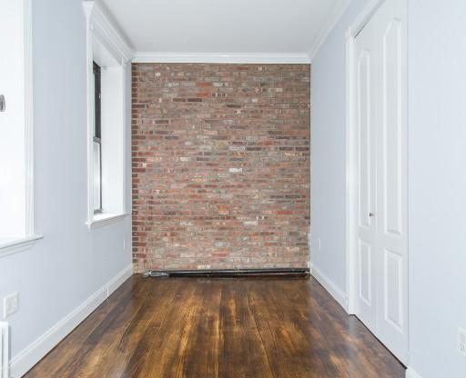 3 beds, 2 baths, $7,895, Unit 5B