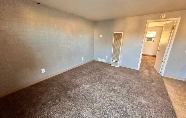 1 bed, 1 bath, 578 sqft, $695, Unit Unit 8