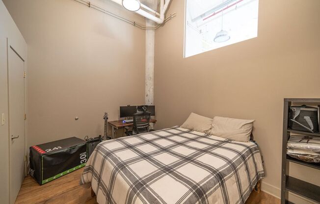 3 beds, 3 baths, $2,500, Unit 107 - C