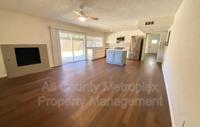 1607 W SPG CRK PKWY