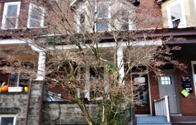 2026/2027 JHU Off-campus Large 5bd/2.5ba home w/ Parking Spot! Available 6/9/26