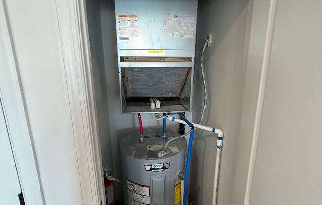 2 beds, 2 baths, 1,190 sqft, $2,000, Unit B305