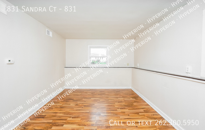 831 SANDRA CT