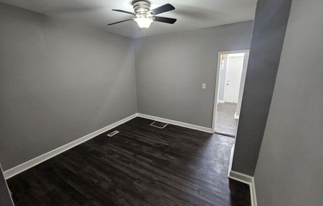 3 Bedroom 2 bathroom Townhouse in Pigtown