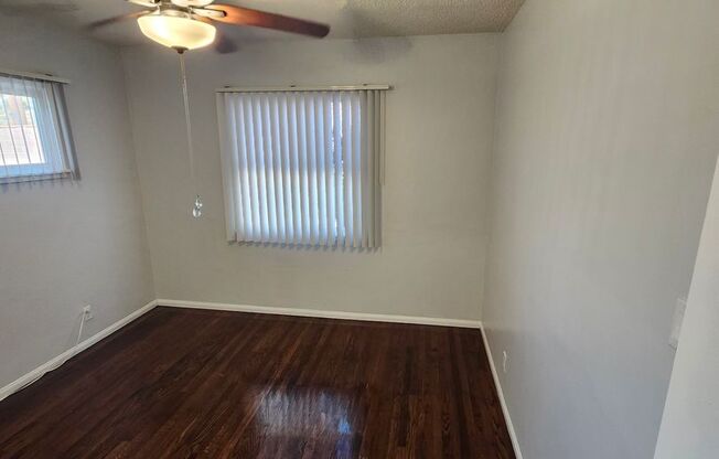 3 beds, 2 baths, $3,300