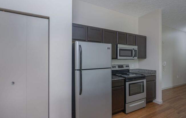 1 bed, 1 bath, $540