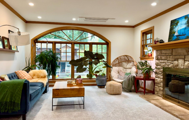 14520 FREEMONT AVE N