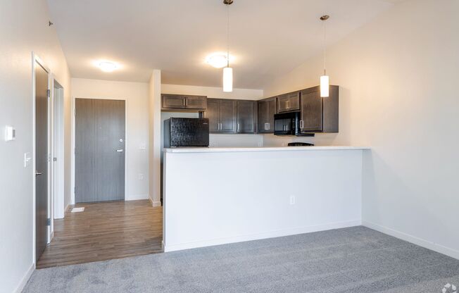1 bed, 1 bath, 660 sqft, $995, Unit 3601-207
