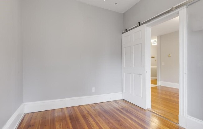Studio, 1.5 baths, 410 sqft, $2,800, Unit 10