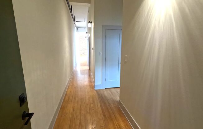 2 beds, 1 bath, 1,150 sqft, $2,595, Unit 1432-309