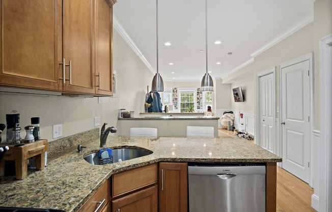 1422 Columbia Rd