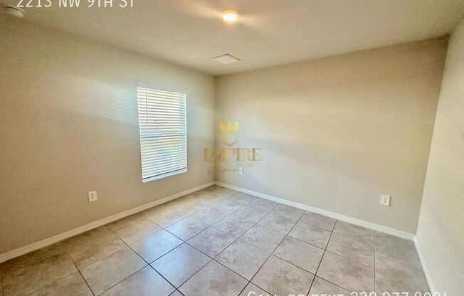 2213 NW 9 ST