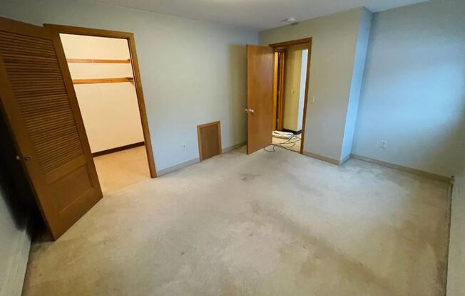 8801 W 35th St., St. Louis Park MN 55426