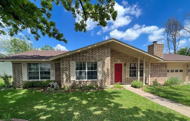 Perfectly Located Home Near Downtown Round Rock