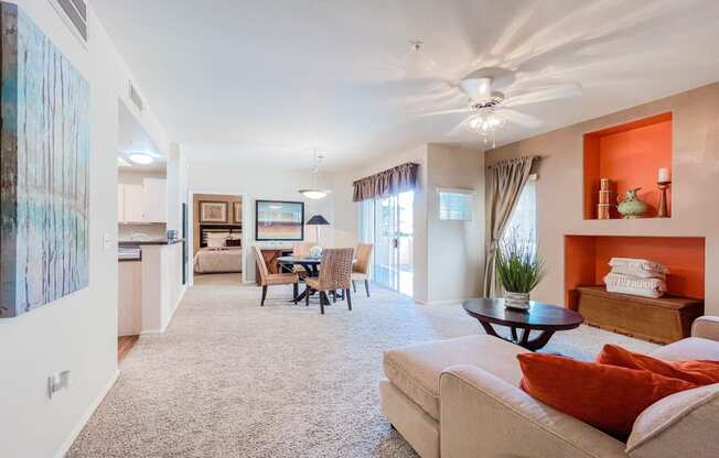 Open living rooms at Ventana Apartment Homes in Central Scottsdale, AZ, For Rent. Now leasing 1 and 2 bedroom apartments.