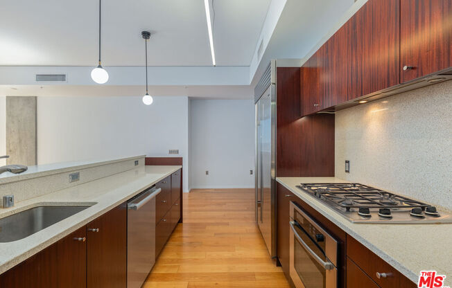 1 bed, 1.5 baths, 1,390 sqft, $4,200, Unit 1407
