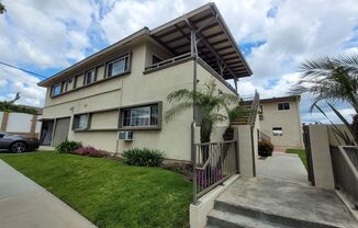 Upstairs Vacancy in West La Habra!
