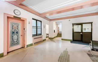 1685 E 5 ST