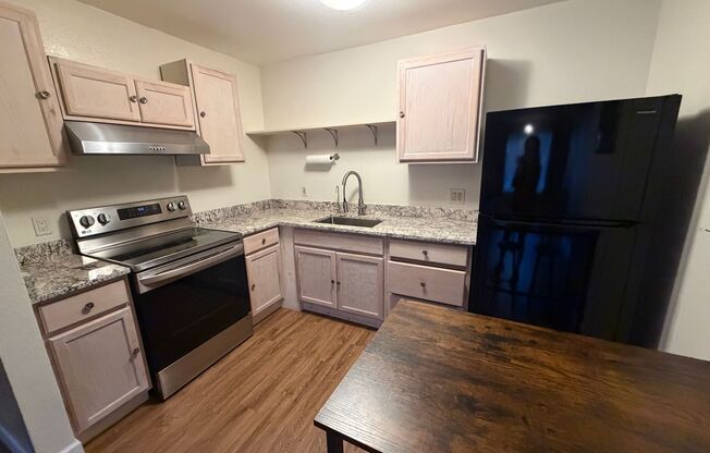 1 bed, 1 bath, $1,600, Unit #41