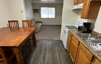 1 bed, 1 bath, $950, Unit 615-7