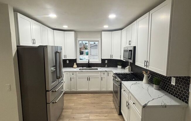 Remodeled 3 bedroom with PAID solar