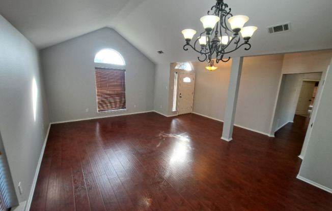 2512 CRYSTAL FLS DR