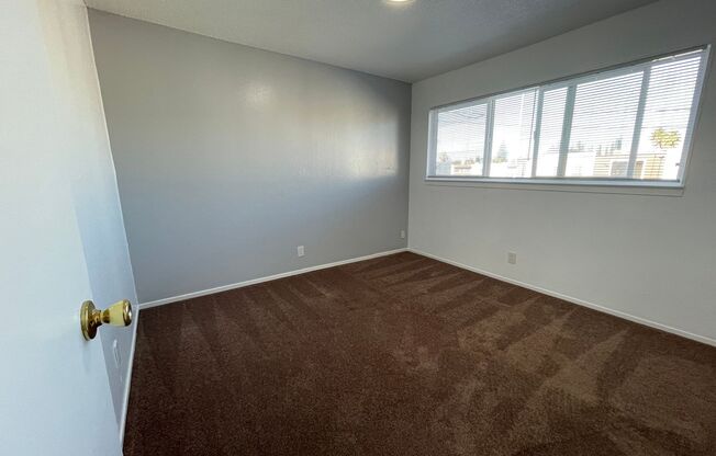 1 bed, 1 bath, $1,700, Unit T45