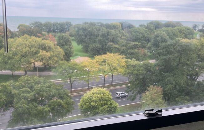 2 beds, 1 bath, $3,150, Unit 418-1005