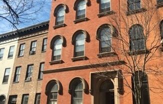 920 St. Paul St