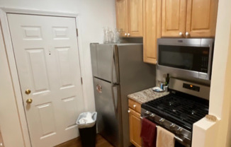 683.5 W. Wrightwood, Unit 3S