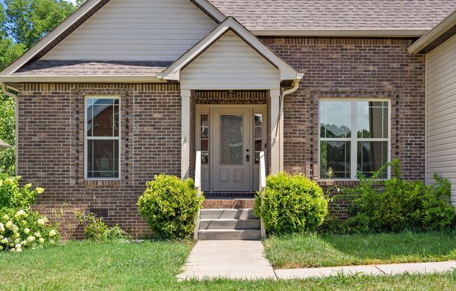 3 Bedroom 2 Bath Home For Rent Near Post!