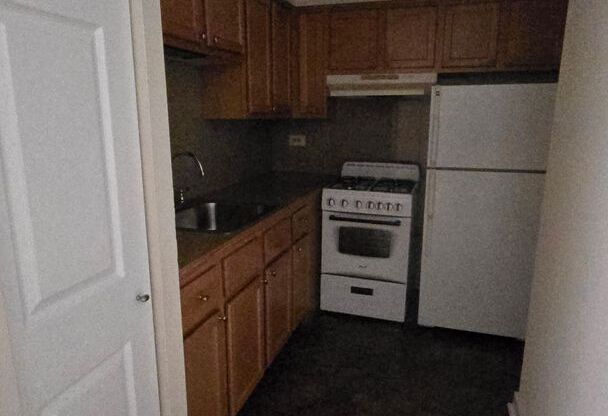 1 bed, 1 bath, 700 sqft, $1,690, Unit 431-#323