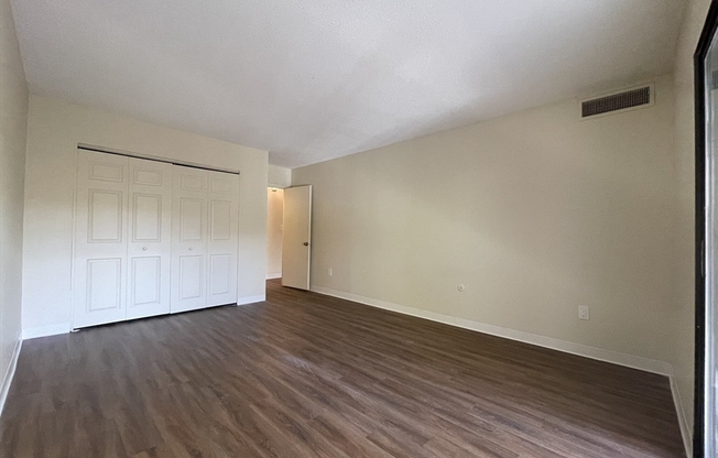 1 bed, 1 bath, 700 sqft, $2,950, Unit 3E