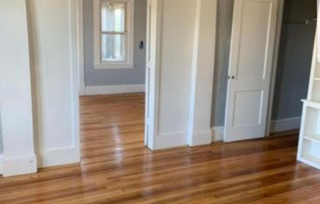 3 LEETE ST