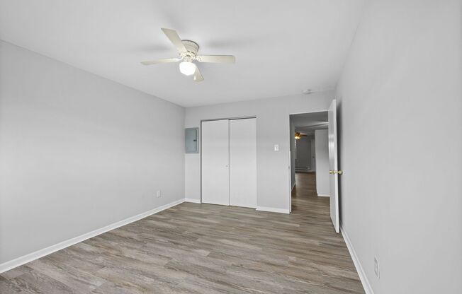 1 bed, 1 bath, 700 sqft, $1,000, Unit J4 (1BR)
