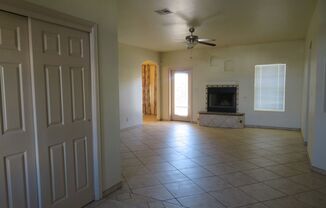 3 beds, 2 baths, $1,650