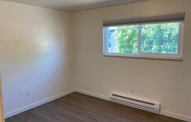 3 beds, 2 baths, 1,131 sqft, $2,895, Unit 201