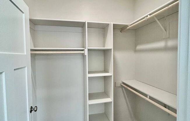 2 beds, 2 baths, 1,337 sqft, $1,895, Unit 20625 Spence Court Unit 201 Duplex w/Walk-In Pantry & Built-in Office Nook B1632 D3