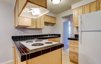 Carriage Estates-CCM-3130S