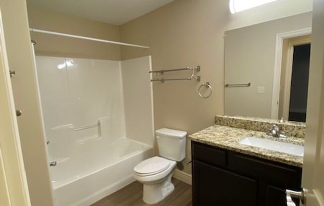 4 beds, 2 baths, 1,005 sqft, $1,450, Unit C303