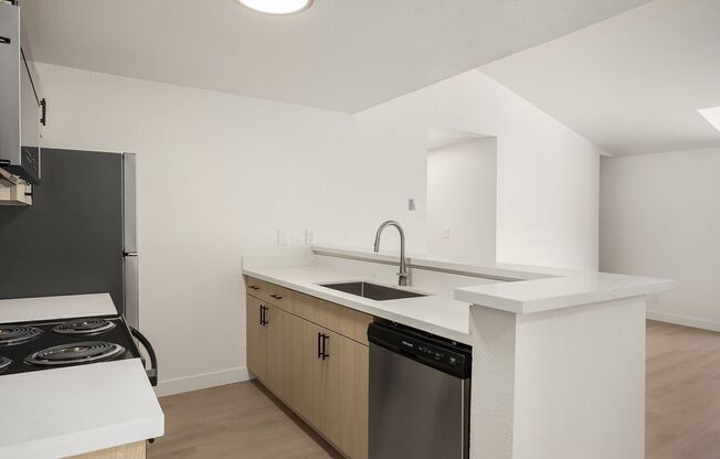 3 beds, 2 baths, 1,126 sqft, $2,610, Unit A303