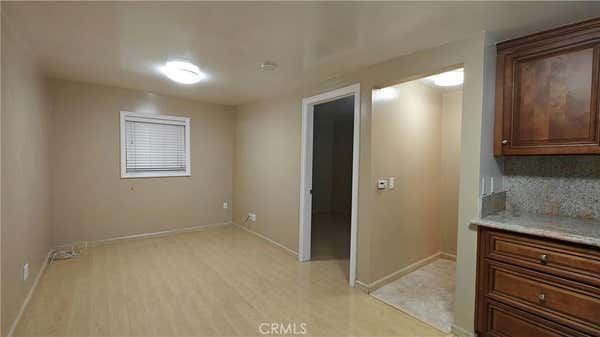 1 bed, 1 bath, 360 sqft, $1,800