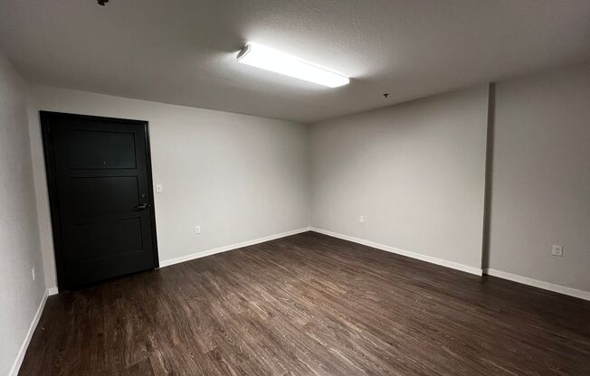 1 bed, 1 bath, 903 sqft, $1,659, Unit 2